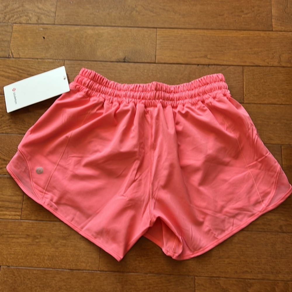 🔥LULULEMON HOTTY HOT SHORT 4”-RASPBERRY CREAM-4/6/8/10🔥 - Picture 7 of 11